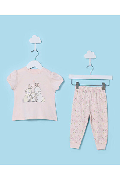REDTAG طقم بيجاما بناتي وردي فاتح مطبوع قماش إنترلوك أرنب مزهر بالكامل