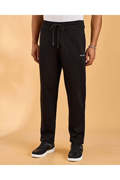 REDTAG بنطال رياضي رجالي أسود من قماش قماش إنترلوك