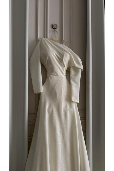 Special-DIARA Long dress in pearl white
