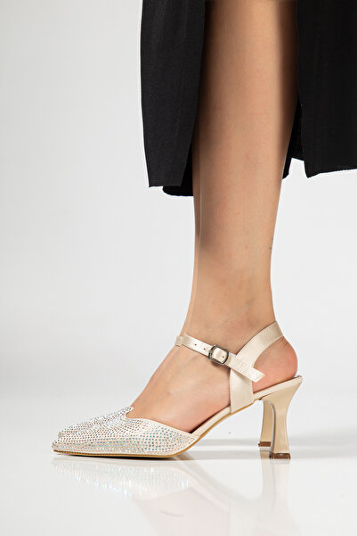 moun shoes Women's Beige Stone Heeled Shoes