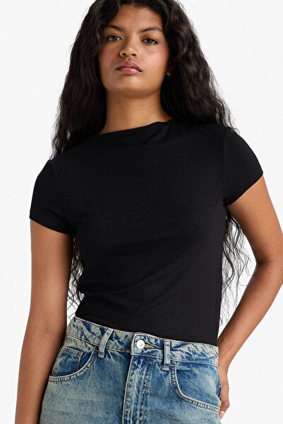 DeFacto Γυναικείο μπλουζάκι στενής γραμμής μαύρο E5906AX/BK81