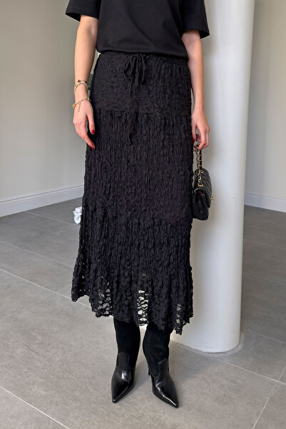 MAGARDE Elastic Waist Lace Skirt - Black