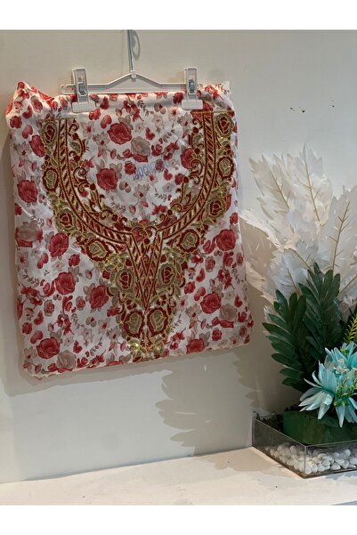 REHAM Emirati-style embroidered fabric for the chest and sleeves
