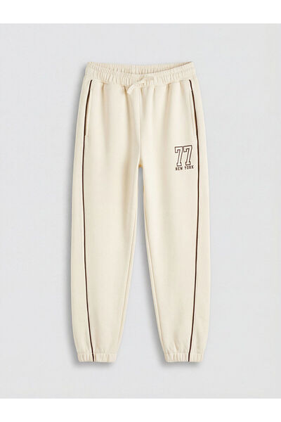 LC Waikiki Αγορίστικο παντελόνι φόρμας με στάμπα Ecru New York