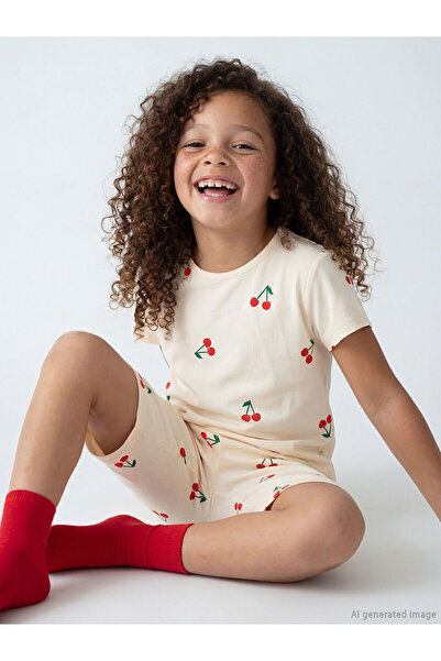 LC Waikiki مجموعة إلسيفا من بيجامات البنات ذات اللون الإكروي والزهري مع شورت