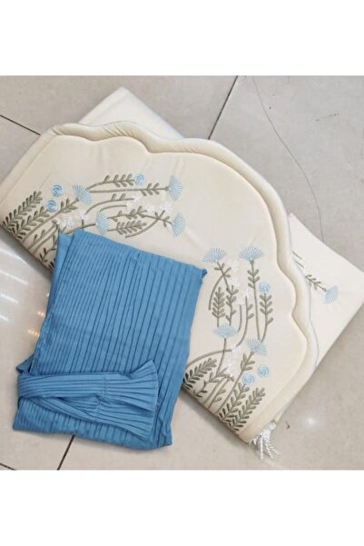 RUG A blue-grey prayer set, combining elegance and comfort with a rug featuri...