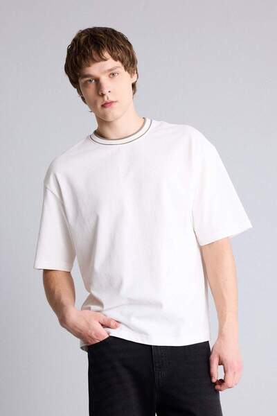 DeFacto Boxy Fit Short Sleeve T-Shirt H3113Ax26Sp