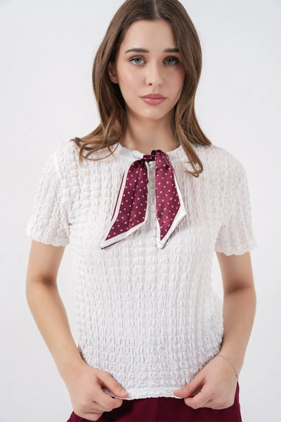 nedo7 Short Sleeve Knitted Blouse with Scarf 981 - White