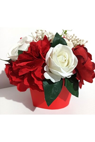 Pasiunea Florilor Red Heart Box With White Roses and Red Hydrangea