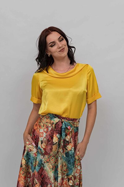 Gorgeaux Yellow Top with Short Sleeves and Wide Collar - XL(42)