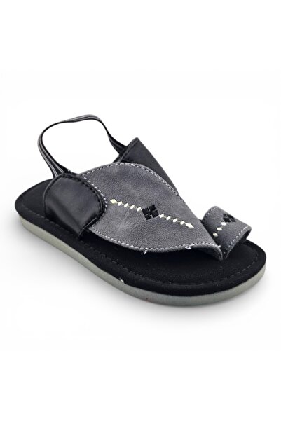 Footprint شباشب عربية للأطفال الصغار