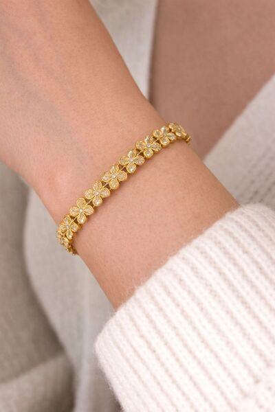 Elifin ışığı Altın Yonca Motifli Işıltılı Çelik Bileklik ✨
