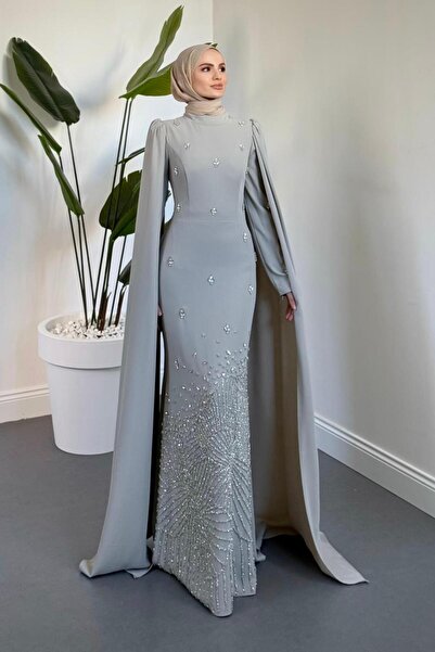 MERVEN AKYÜZ Farah Kolları Pelerinli Abiye Taş