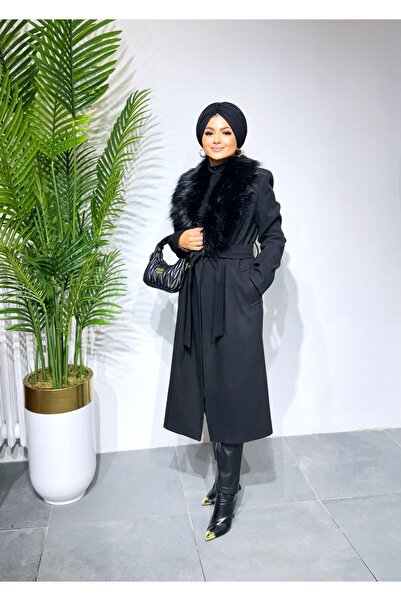 Moda Nurhan Yakası Kürklü Siyah Kaşe Kaban