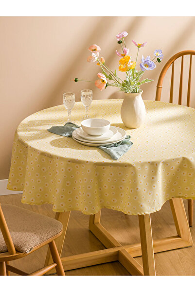 LC Waikiki Rmz Gi̇yi̇m Farkiyla Floral Embroidered Tablecloth 150X150 cm