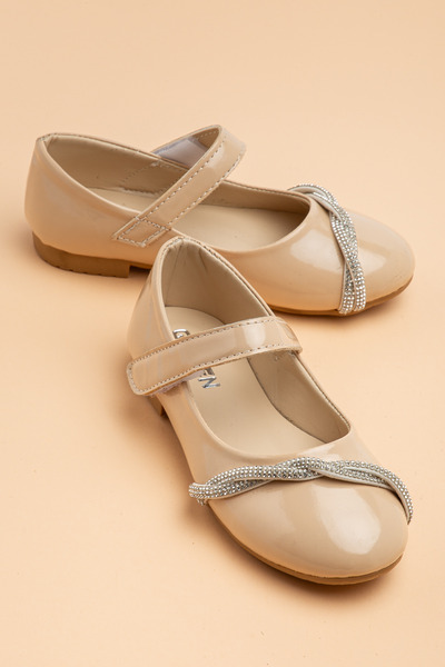 Dilimler Ayakkabı Baretă pentru fete din piele lăcuită, cu detalii în formă d...