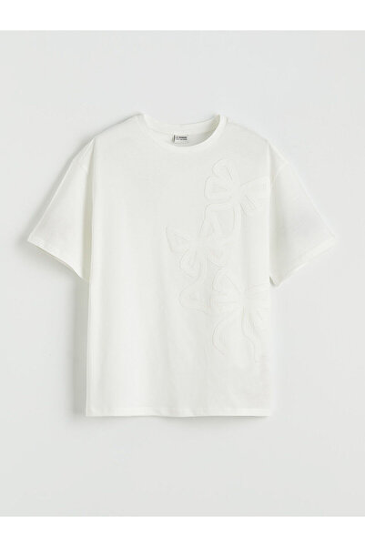 LC Waikiki Детска тениска с якичка и бродерия „папийонка“ от Özmarka за новия...