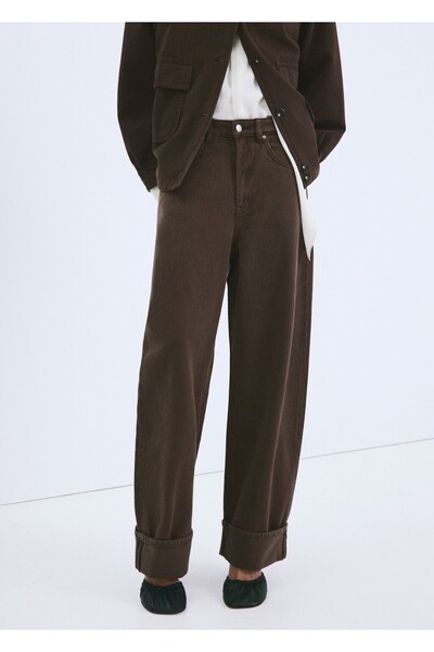 MANGO Woman Paçaları kıvrılmış balon kesim jean