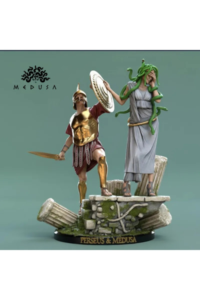 Generic ميدوسا - الكاهنة الملعونة لأثينا (مجسم أساسي)
