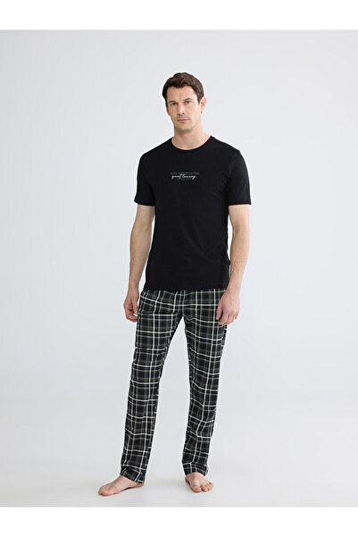 LC Waikiki Giyçık Store Black Standard Fit Plaid Men's Pajama Set