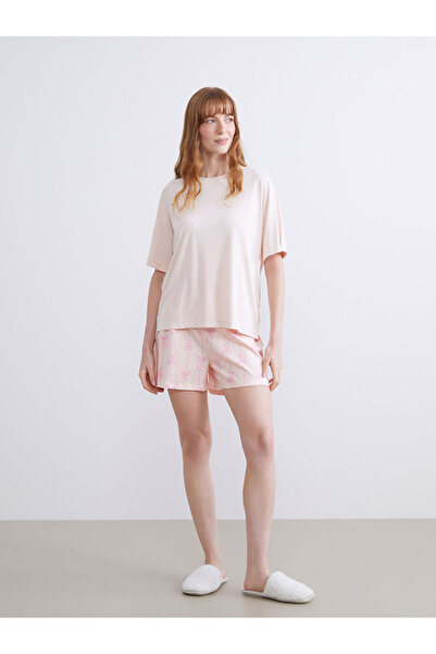 LC Waikiki Rmz Gi̇yi̇m Farkiyla Women's Shorts with Waist Drawstring Bow Embr...