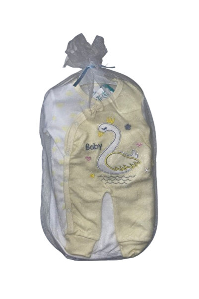 GENERAL Baby girl 4-piece set - comes in various styles 0-3 months