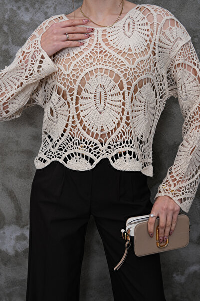 FancyWorld Standard Size Crochet Lace Detail Blouse (4 Colors)