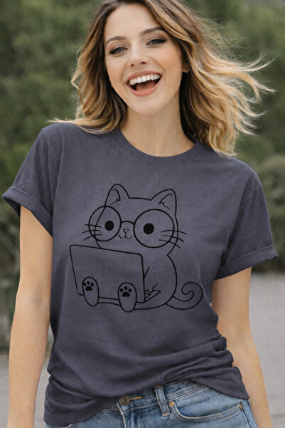 ArtYus Cat with Laptop Printed Cotton Relaxed Fit Round Neck Unisex T-Shirt