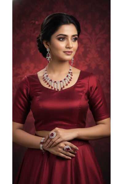 Arjwan Accessories A stunning women's jewelry accessory set