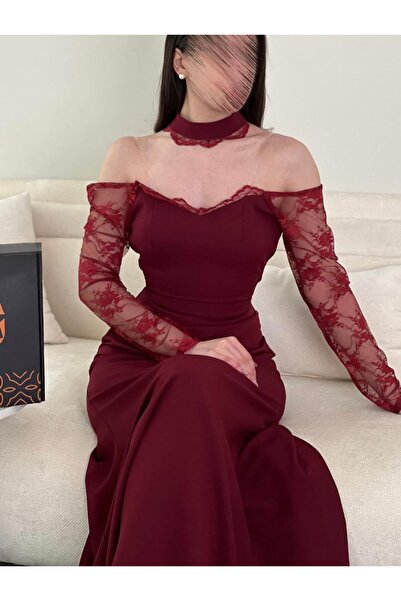 Sweety Fashion Elegant evening dress in a burgundy color