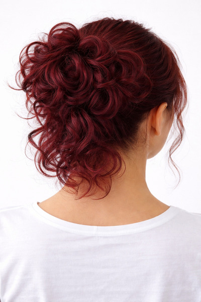 YASEMİN KAPLAN Red Ready-Made Bun Hairpin, Wavy Voluminous Bun Apparatus, Pon...