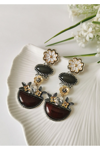 Halley Concept Boho garden stone earrings