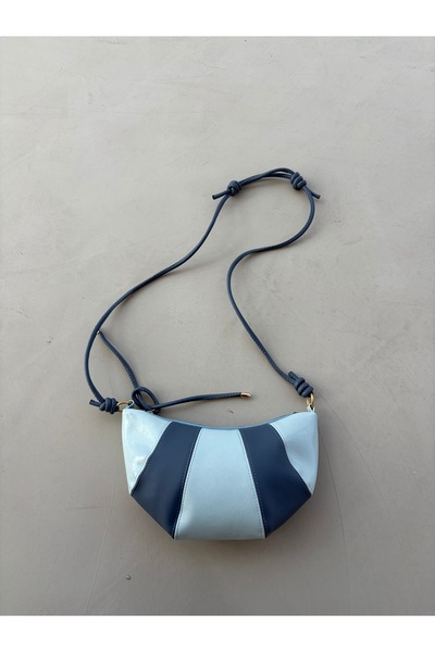 Senza Vedere Croissant Rugan Deri Detaylı Kadın Çapraz Çanta