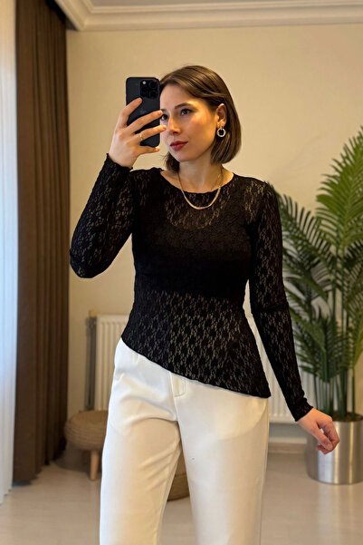 Kubos Moda Lace Asymmetrical Long Sleeve Black Blouse