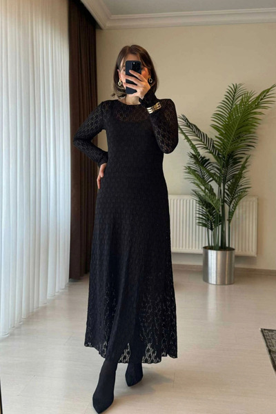 Kubos Moda Astarlı Uzun Siyah Dantel Elbise