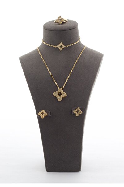 Un Elegant stainless steel zircon accessory set with a luxurious box