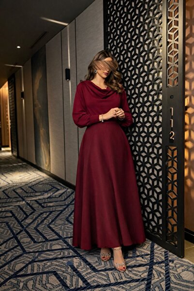 Olivia فستان ناعم باربي