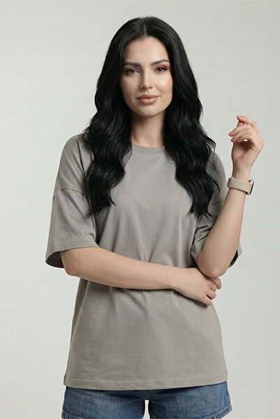 Veleno Women's Beige Oversize Crew Neck Relaxed Comfortable Fit T-Shirt