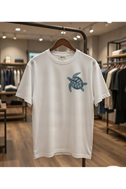 playwear تي شيرت كاريتا مطبوع على الصدر بقصة عادية 100% قطن أسود
