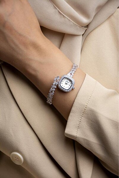 Cotier ساعة نسائية كوتير زركون ستيل فضي