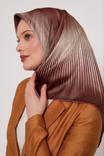 Levidor Hawaiian Striped Pattern Sparkling Crystal Scarf