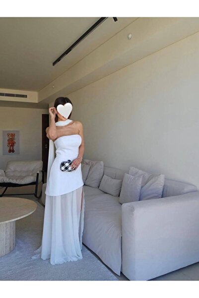 Angelinaa Ojasvi dress