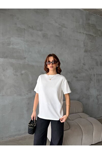 LAMİFUSTORE Блузка з відкритою спиною та мереживними деталями