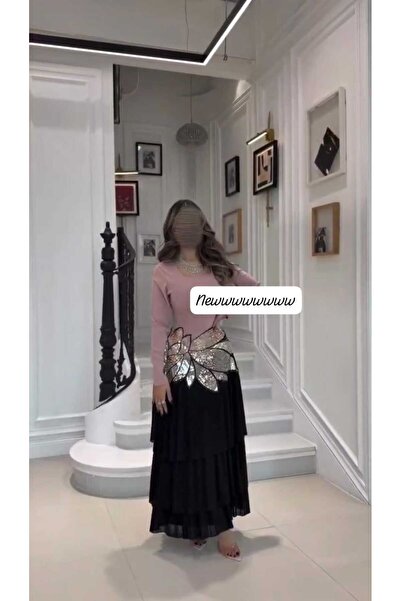 NALA FASHION A perfect dress for special occasions and evening looks.