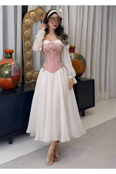 Bamah Off-white midi dress with pink corset