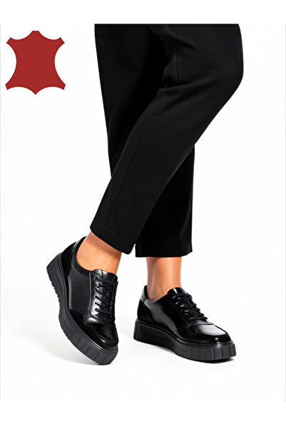 ANGEL BLUE Women's casual shoes made of natural Leather with round toe and la...