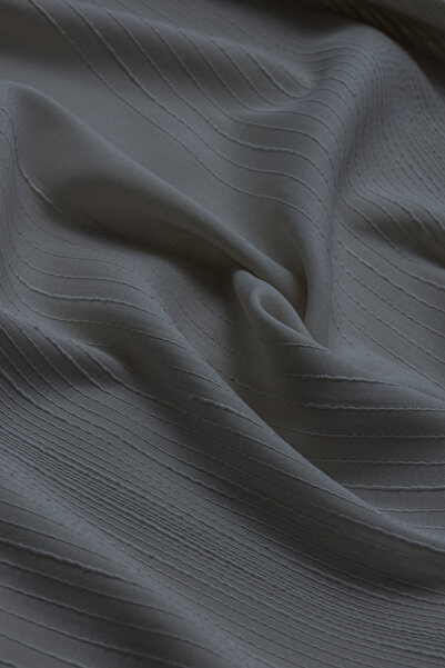 praye Striped Textured Shawl Gray