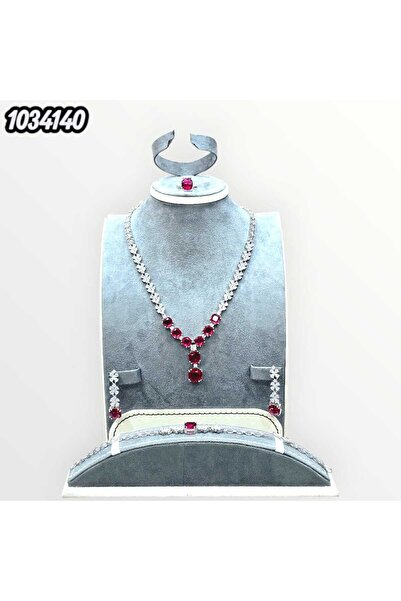 Arjwan Accessories A stunning women's jewelry accessory set