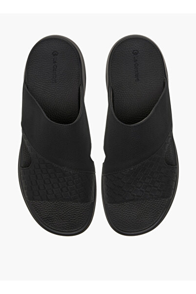 Le Confort Men Textured Comfort Sandals