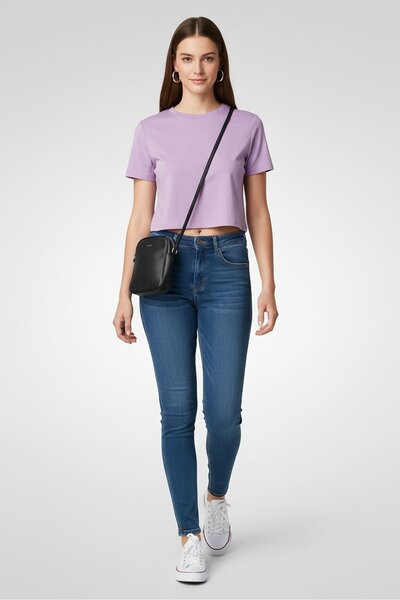 AMERICAN EAGLE Women Curvy Fit Washed Stretchable Jeans, Blue